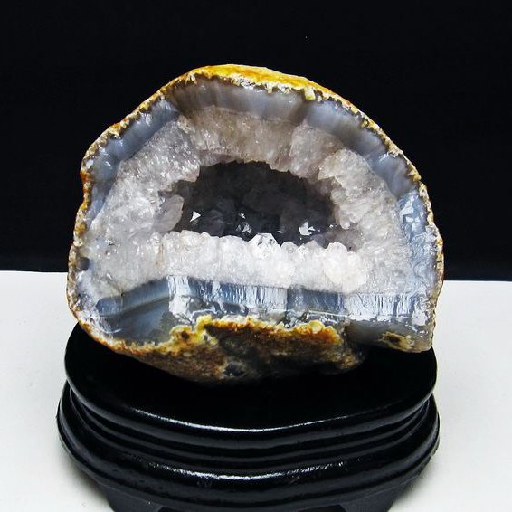 1Kg ウルグアイ産  アゲート水晶ドーム[T640-2146]