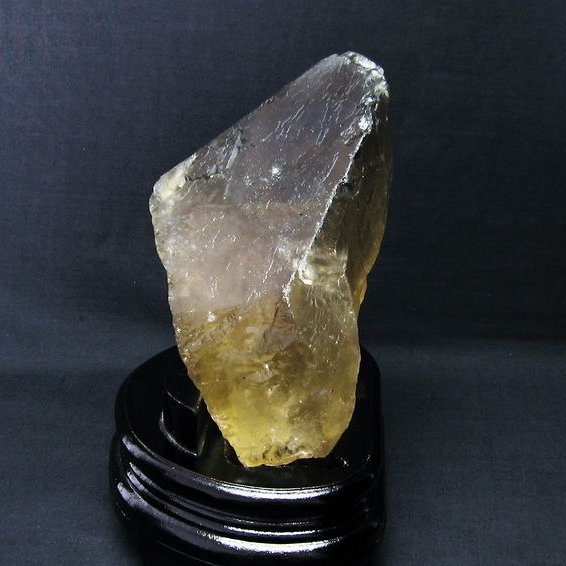 1.6Kg ライトニング水晶 原石[T641-1439]