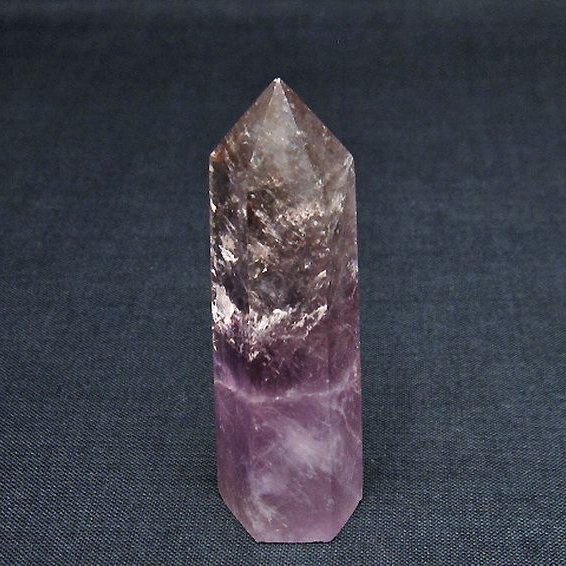 アメジスト 六角柱 [t642-5948]