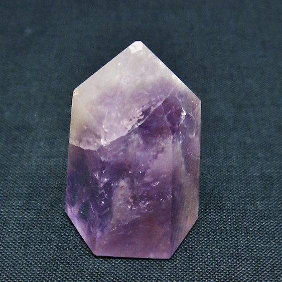 アメジスト 六角柱[T642-6177]