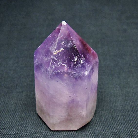 アメジスト 六角柱 [t642-6440]