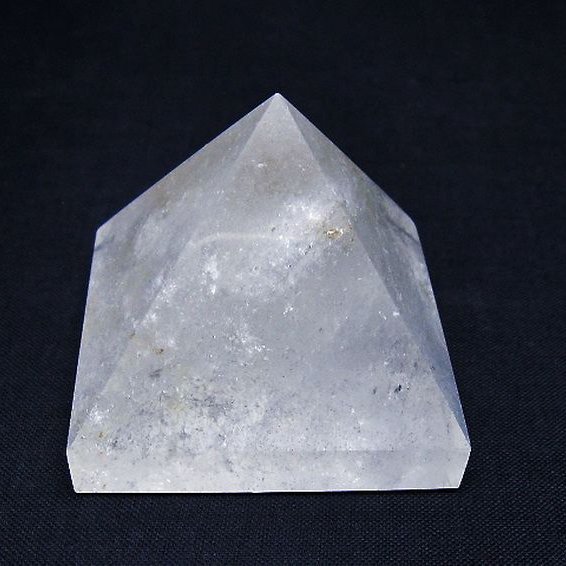 ヒマラヤ水晶ピラミッド[T648-3523]
