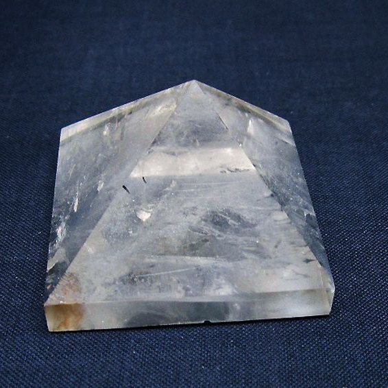 ヒマラヤ水晶ピラミッド[T648-3603]