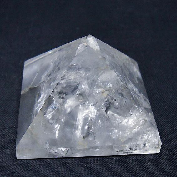 ヒマラヤ水晶ピラミッド[T648-3659]