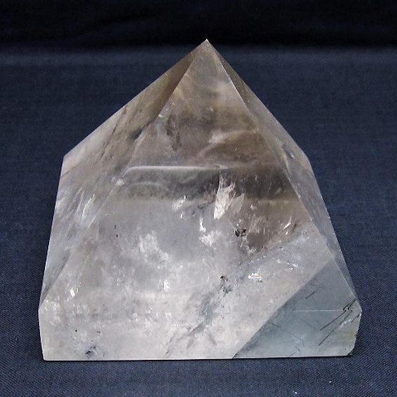 ガーデンルチル水晶ピラミッド[T648-3722]