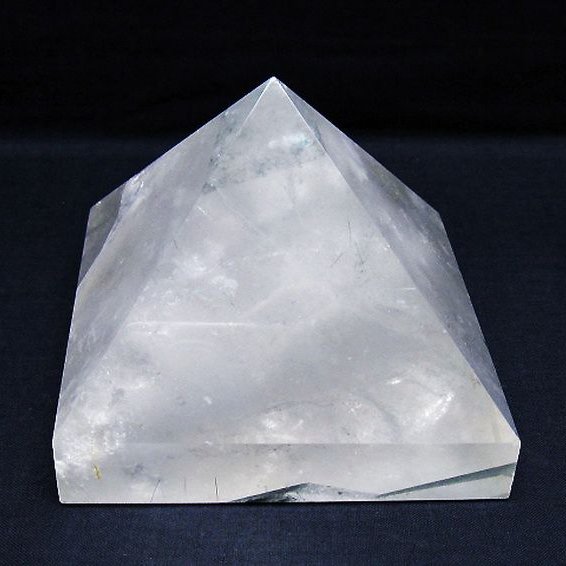 ガーデンルチル水晶ピラミッド[T648-3746]