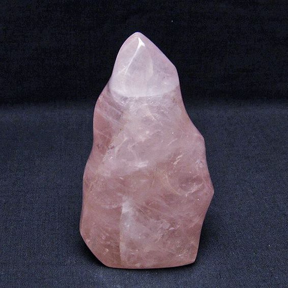 ローズクォーツ 炎（フレイム） ポリッシュ  置物[T653-3947]