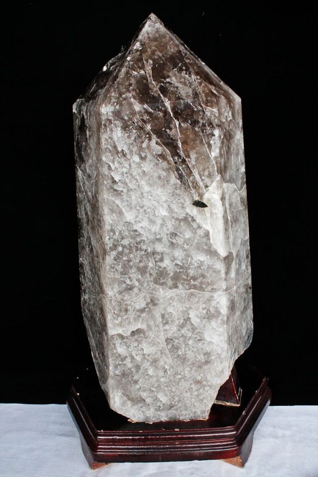 53.7Kg 虹入りライトニング水晶ブラックルチルクォーツ六角柱