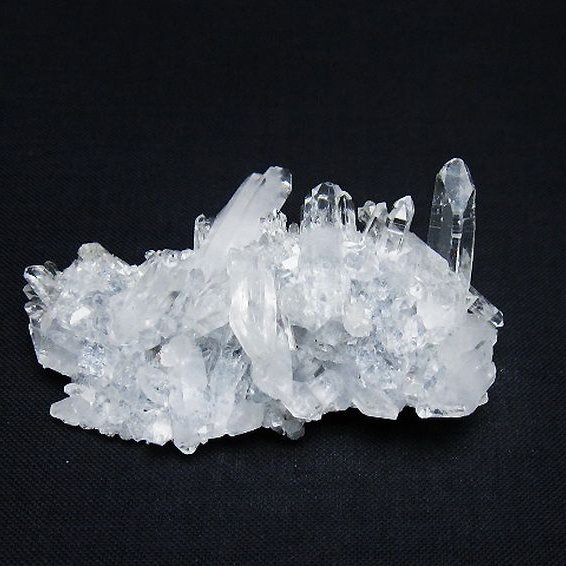 tomokazuです 水晶　クラスター　5188g tomokazuです 水晶 クラスター 5188g tomokazuです 水晶 クラスター