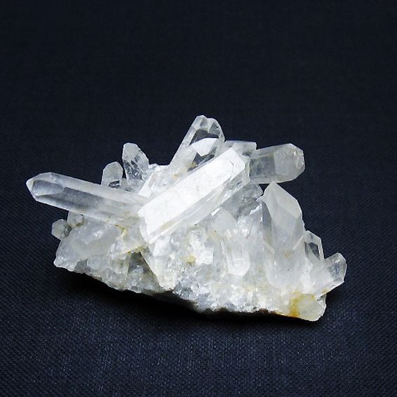 最上級重  約2.1K  ヒマラヤクラスター台座付き  水晶  パワーストーン 最上級重 約2.1K ヒマラヤクラスター台座付き 水晶 パワーストーン