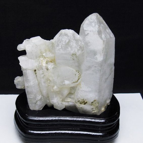 トルマリン入り ヒマラヤ水晶クラスター[t668-7816]