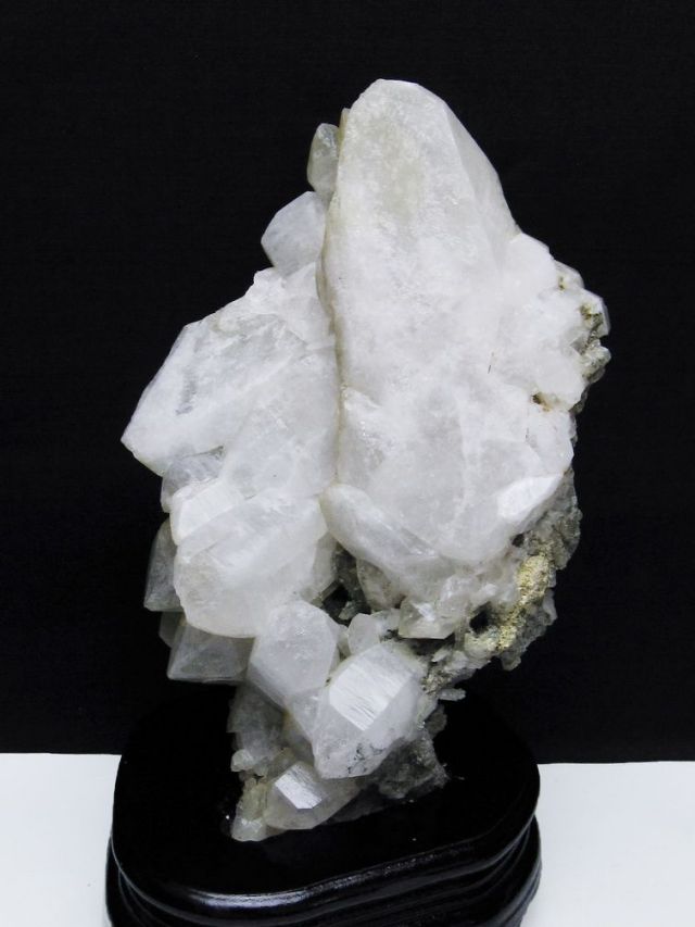 1.4Kg トルマリン入り ヒマラヤ水晶クラスター[T668-7864]