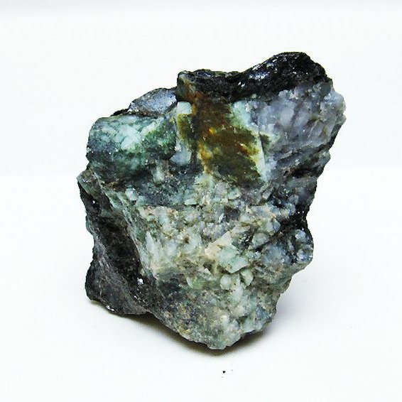 エメラルド 原石[T672-1056]