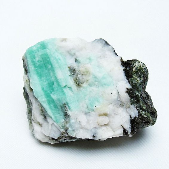 エメラルド 原石[t672-1421]