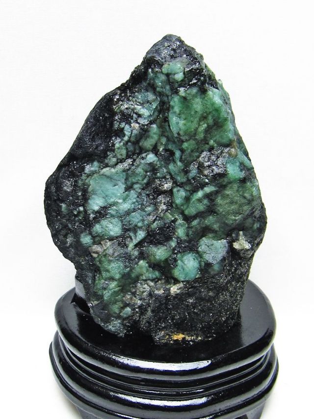 1.2Kg エメラルド 原石 [t672-1550]