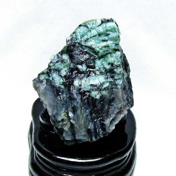 エメラルド 原石 [t672-1561]