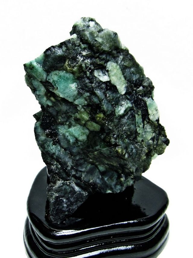 エメラルド 原石 [t672-1564]