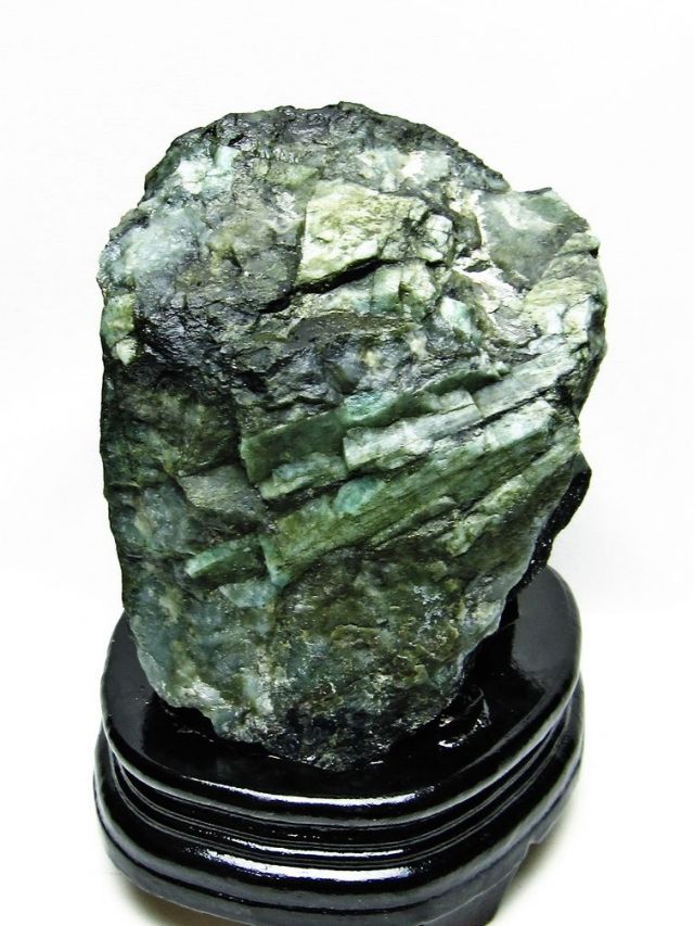 2.6Kg エメラルド 原石 [t672-1580]