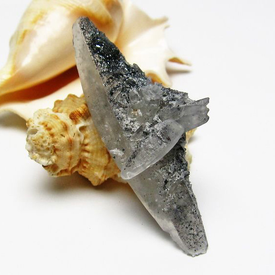 スティブナイトインクォーツ レーザークリスタル アメリカ産 [T679-1295]