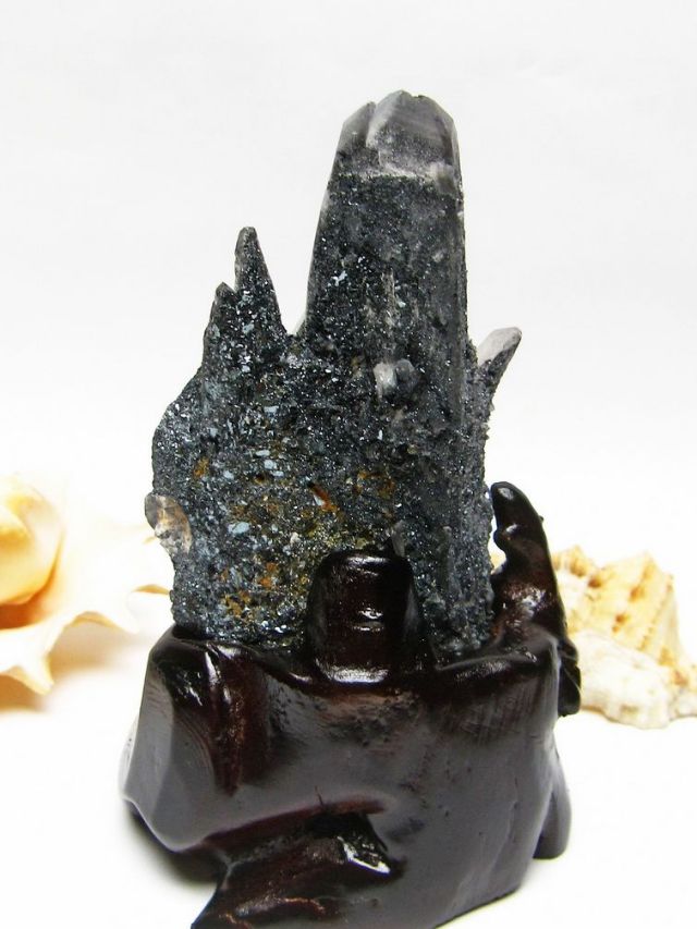 スティブナイトインクォーツ レーザークリスタル アメリカ産 [t679-1318]