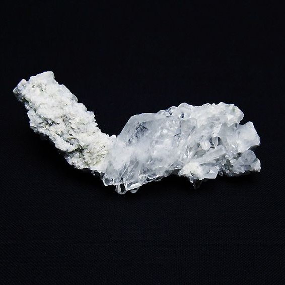 ファーデンクォーツ クラスター アメリカ産 [T688-2060]