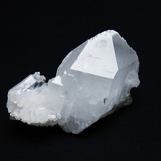 ファーデンクォーツ クラスター アメリカ産 [T688-2153]