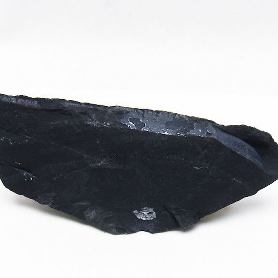 北海道上ノ国町産 ブラックシリカ 原石 [t694-5305]