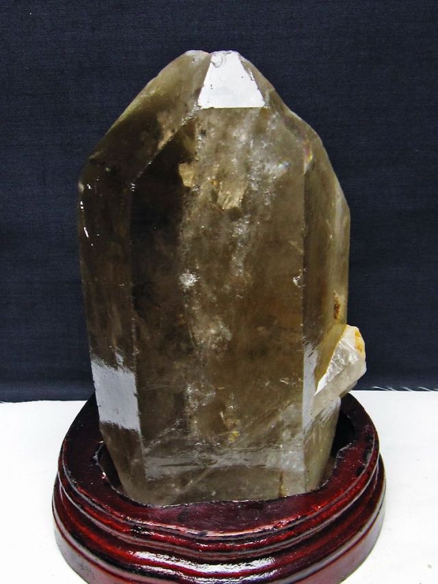 1.8Kg ライトニング水晶 原石[T695-7952]