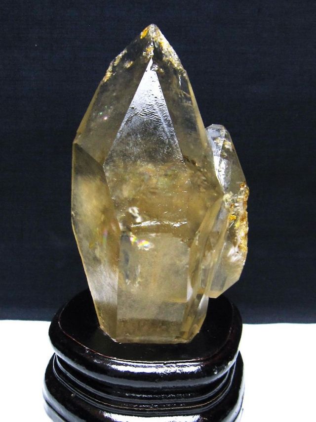 虹入り ヒマラヤ水晶 原石 [t695-7985]