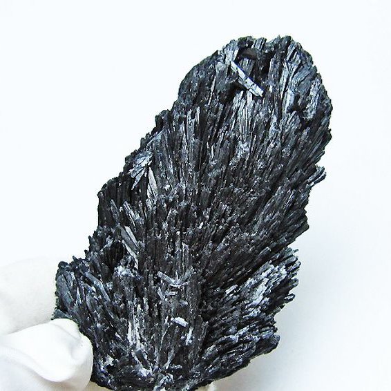 ブラック カイヤナイト 原石[T697-3967]