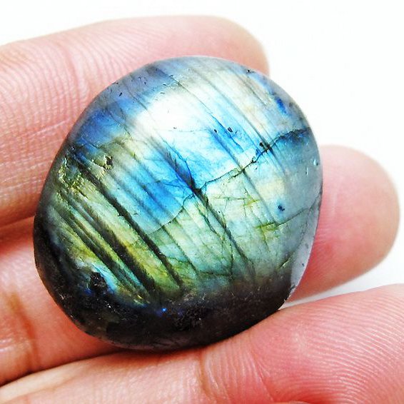 ラブラドライト 原石 [t703-5060]