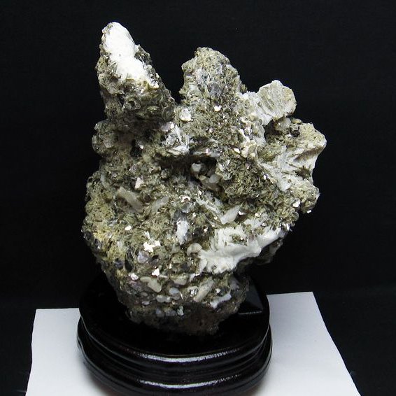 3.2Kg 雲母入り ヒマラヤ水晶 原石[T704-1051]