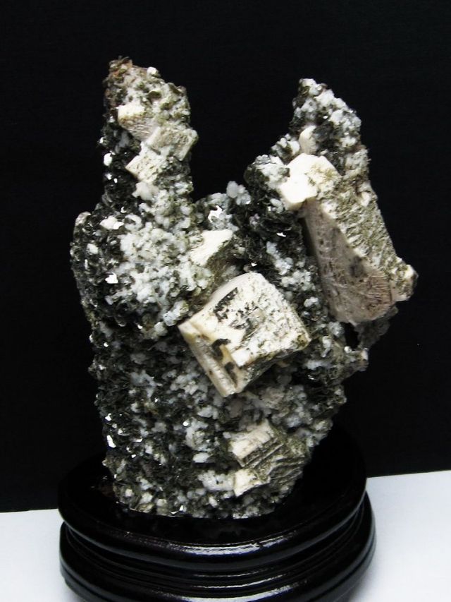 雲母入り ヒマラヤ水晶 原石[T704-1061]