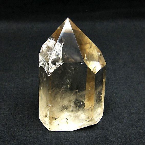 ライトニング水晶 六角柱[t705-6279]