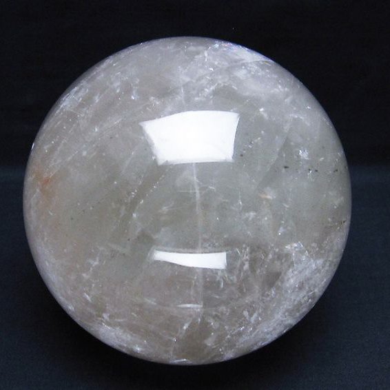 2.3Kg ヒマラヤガーデンクォーツ（庭園水晶） 丸玉 118mm [T718-2890]