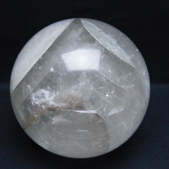 2.7Kg ヒマラヤガーデン水晶 丸玉 124mm [T718-3109]