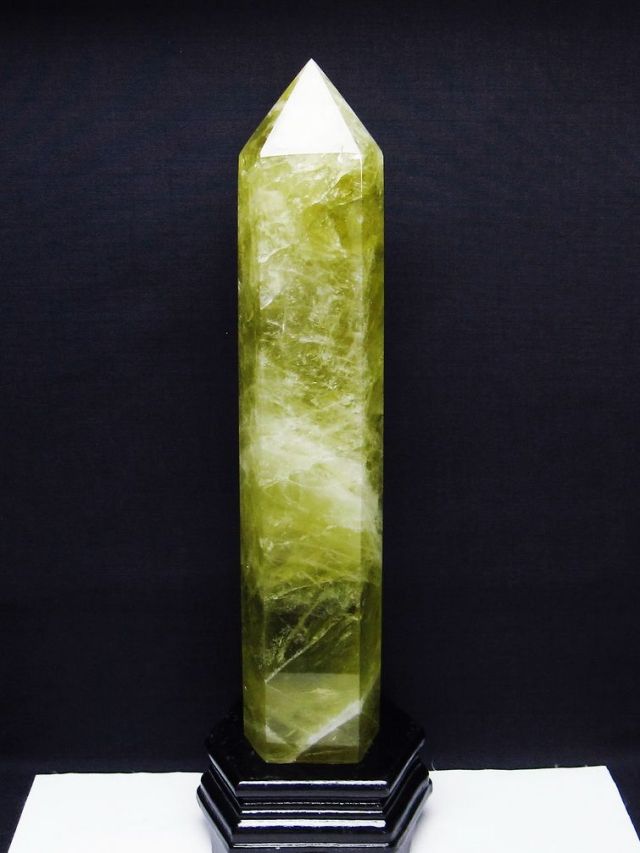 2.1Kg シトリン水晶 六角柱 [t719-5246]