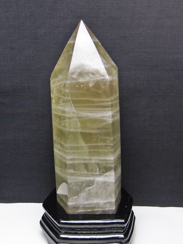 2.6Kg シトリン水晶 六角柱 [t719-5362]
