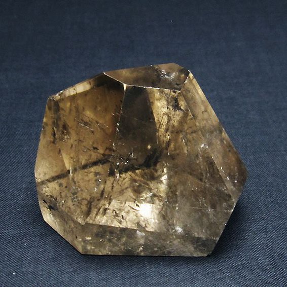ライトニング水晶 原石 [t72-2758]