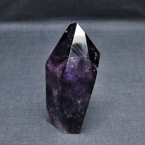 アメジスト 原石 [t720-1028]