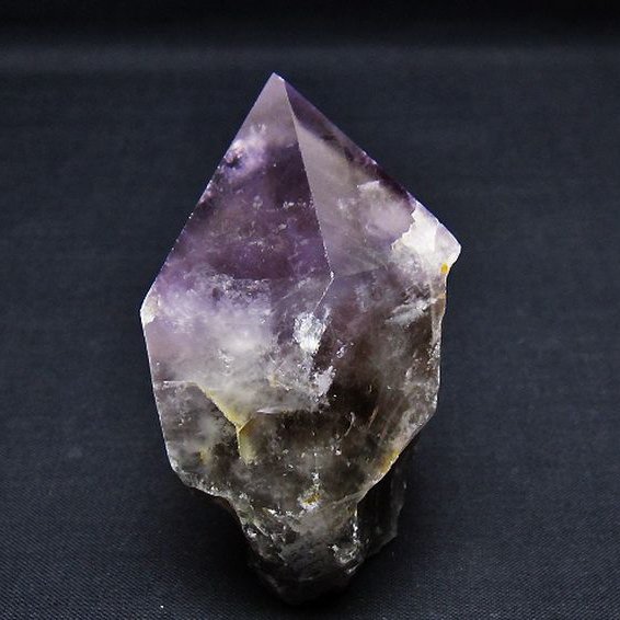 アメジスト 六角柱[T720-1211]