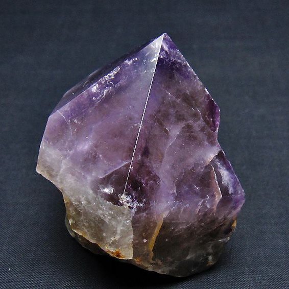 アメジスト 六角柱[T720-1214]