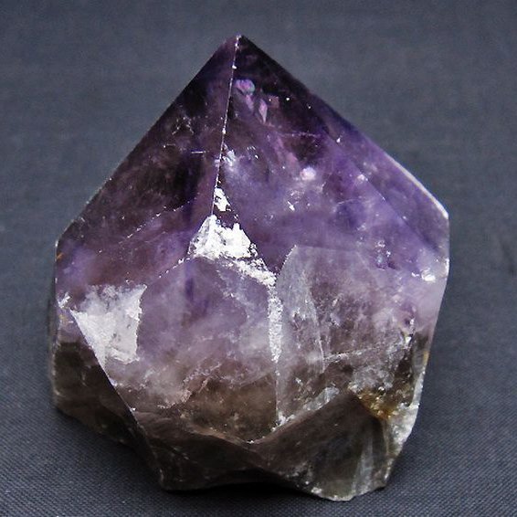 アメジスト 六角柱[T720-1217]