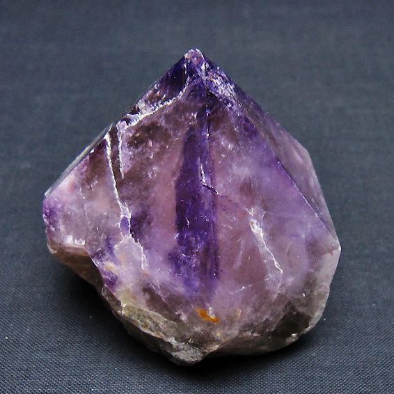 アメジスト 六角柱[T720-1236]