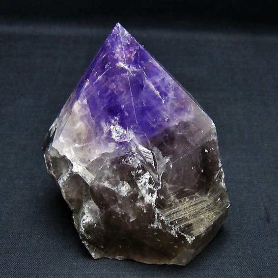 アメジスト 六角柱[T720-1302]