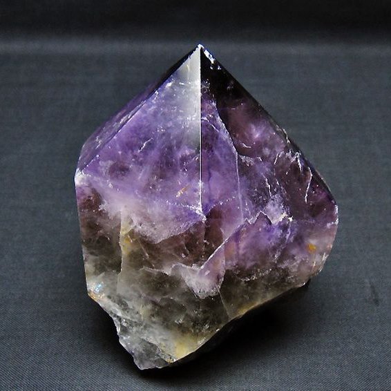 アメジスト 六角柱[T720-1355]