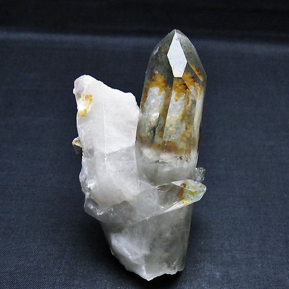 ガーデン水晶クラスター [t721-13632]