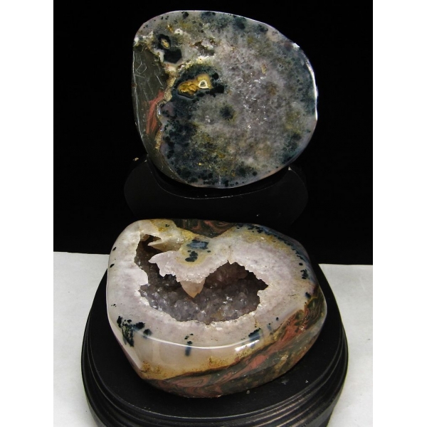 1.3Kg ウルグアイ産 ペア水晶トレジャー[T722-486]