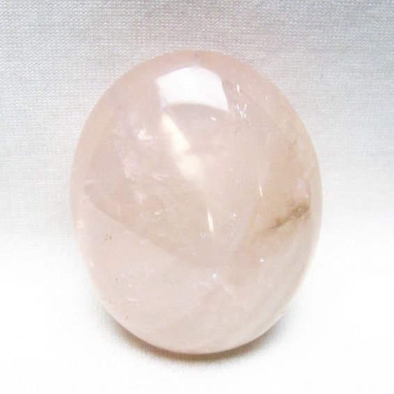 ローズクォーツ 原石 [t723-1775]