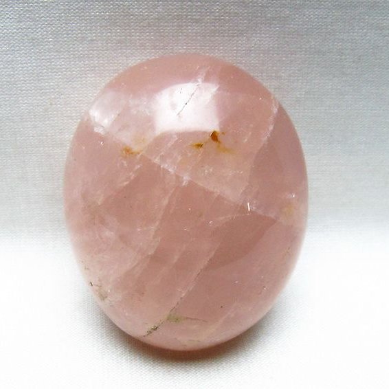 ローズクォーツ 原石 [t723-1852]